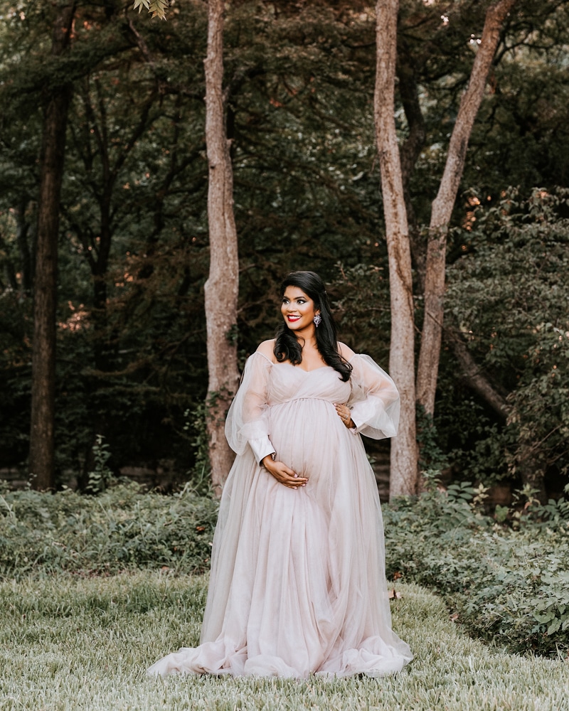 Maternity Woman Posed Outdoors For Maternity Photography 