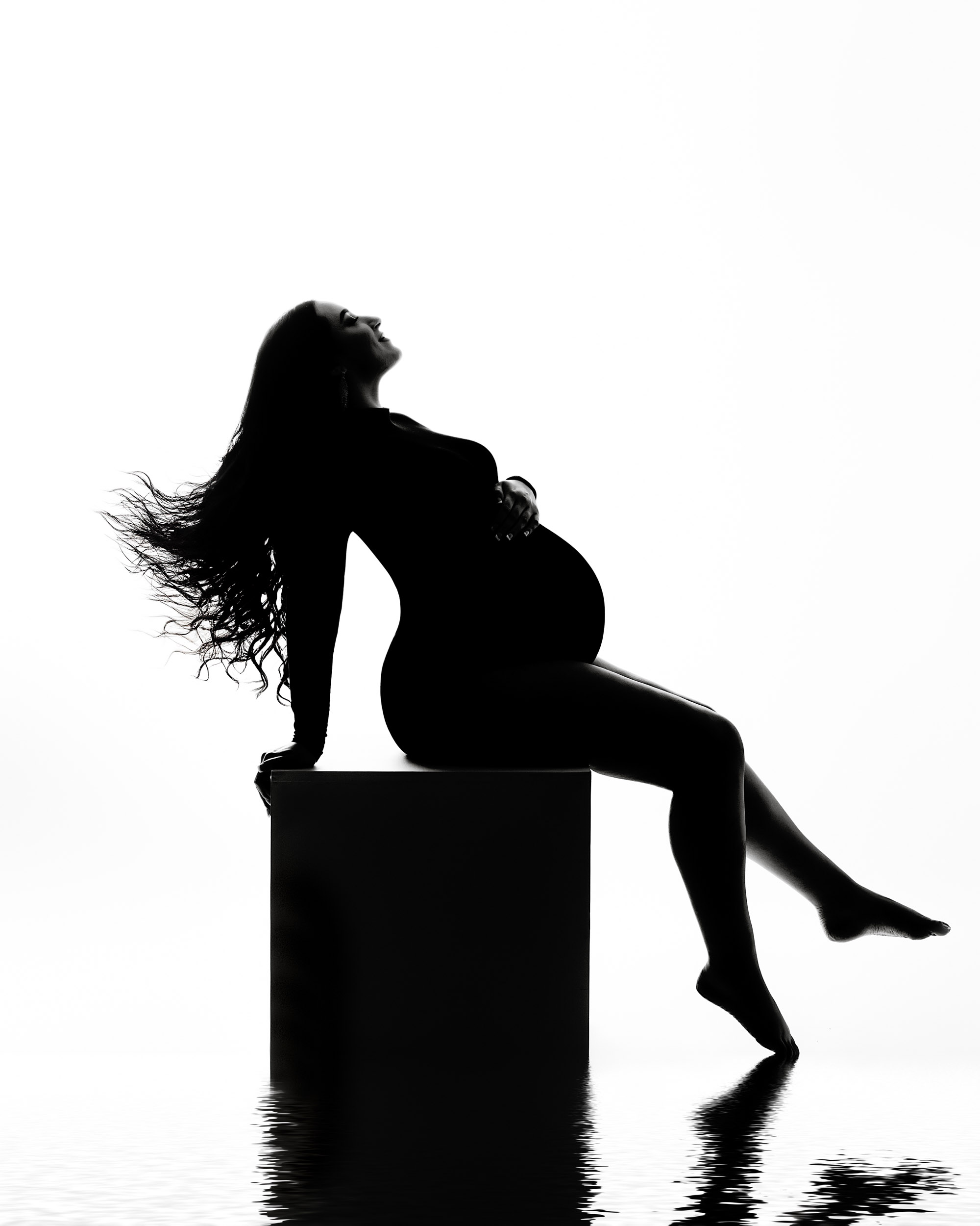 Artistic Silhouette Maternity Portrait With Water Reflection By Dallas Pregnancy Photographer