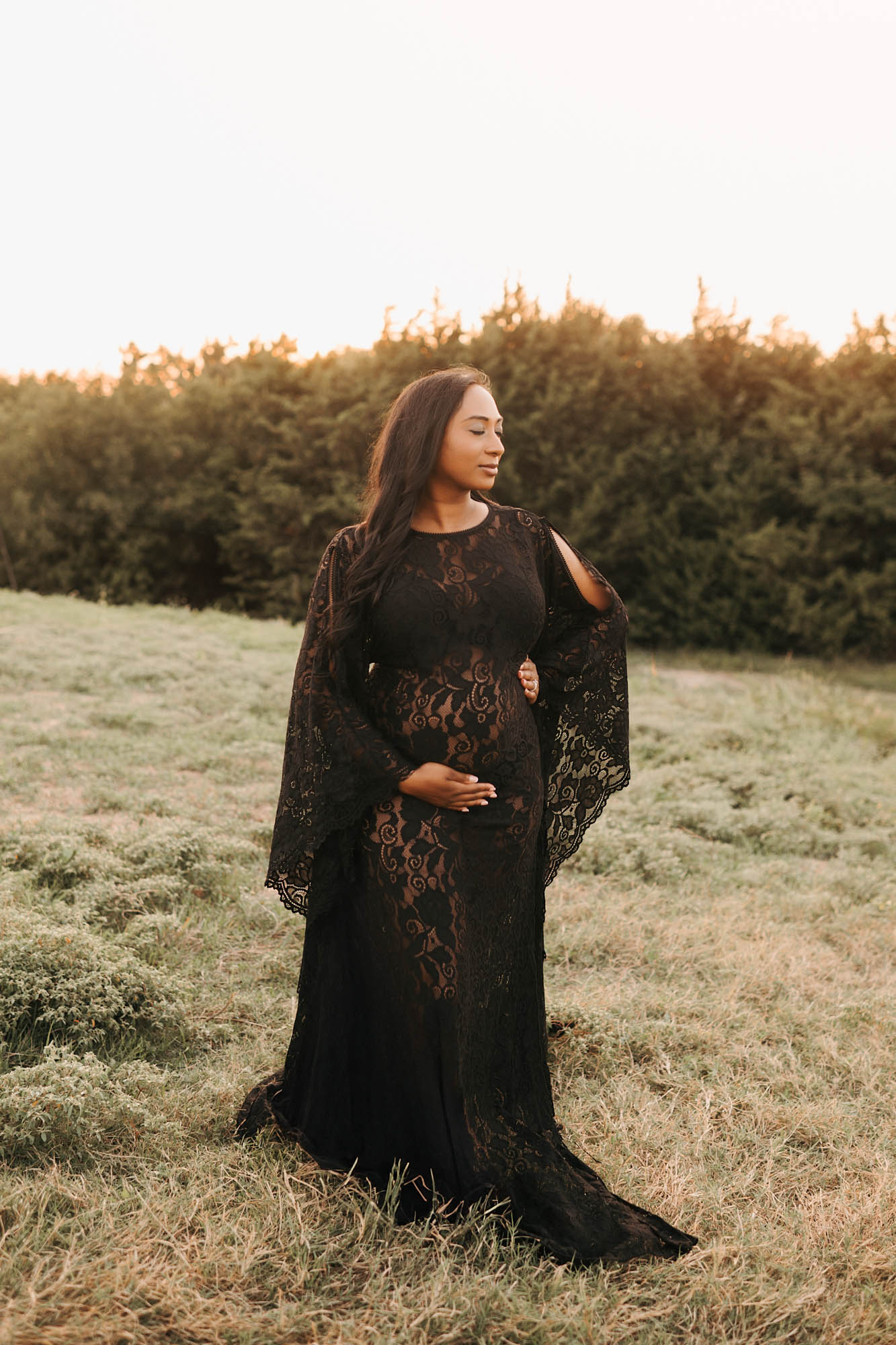 Golden Hour Maternity Photoshoot In Dallas | Lily Hayes Photography 3 Maternity Photoshoot Dallas Black Lace Gown Lily Hayes Photography 1