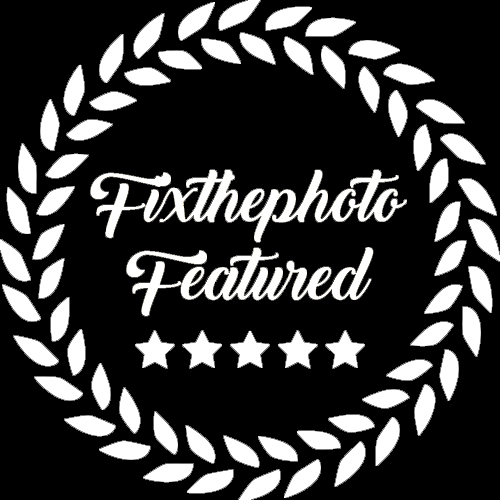 Lily Hayes Photography featured by FixThePhoto as the best maternity photographer in Dallas