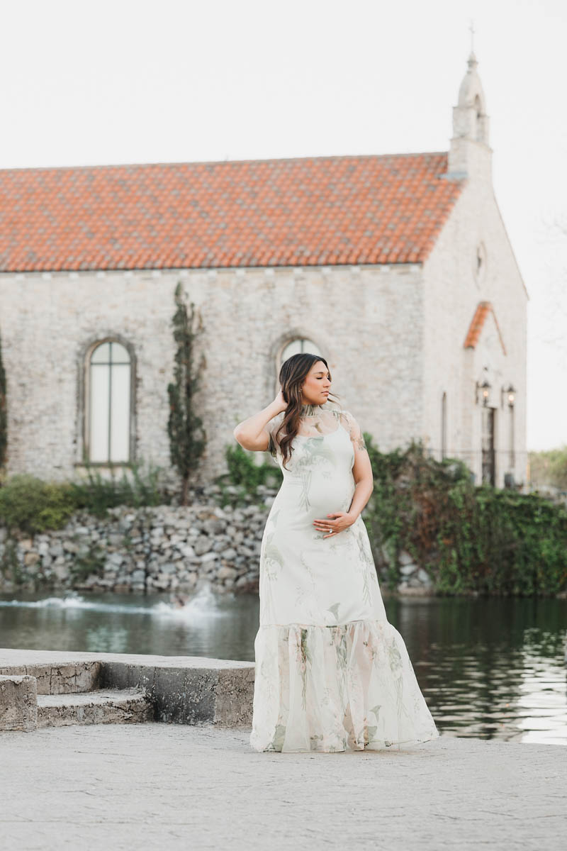 Dallas Maternity Photography | Timeless Outdoor Session 9 Dallas Fine Art Maternity Photography Outdoor Water Portrait Lily Hayes