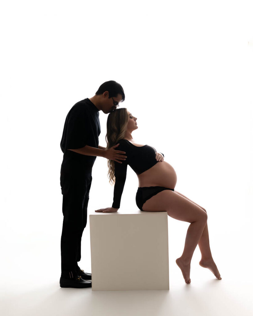 How Luxury Maternity Photography Creates Timeless Artwork 7 Editorial Maternity Portrait Of Expecting Parents During A Luxury Dallas Studio Session.