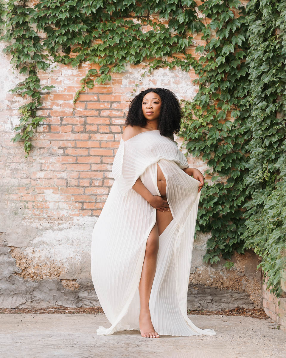 Dallas Maternity Photographer | Elegant Outdoor Pregnancy Session In Dfw 10 Editorial Maternity Photography Dallas White Gown Outdoor Session With Elegant Flowing Fabric