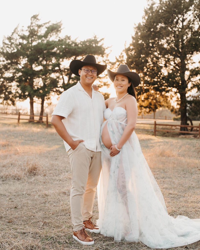 Dallas Outdoor Maternity Photos